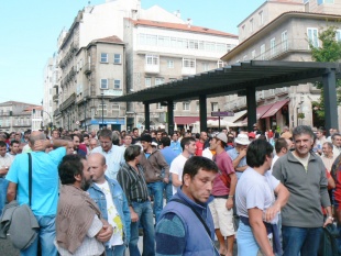 Concentración dos obreiros da construción, o pasado xoves na Porta do Sol de Vigo / Foto: CIG