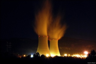 A central de Cofrentes (Valencia). Entre febreiro e marzo sufriu 9 Incidentes á Seguridade Nuclear (ISN) / Flickr: Tonyç